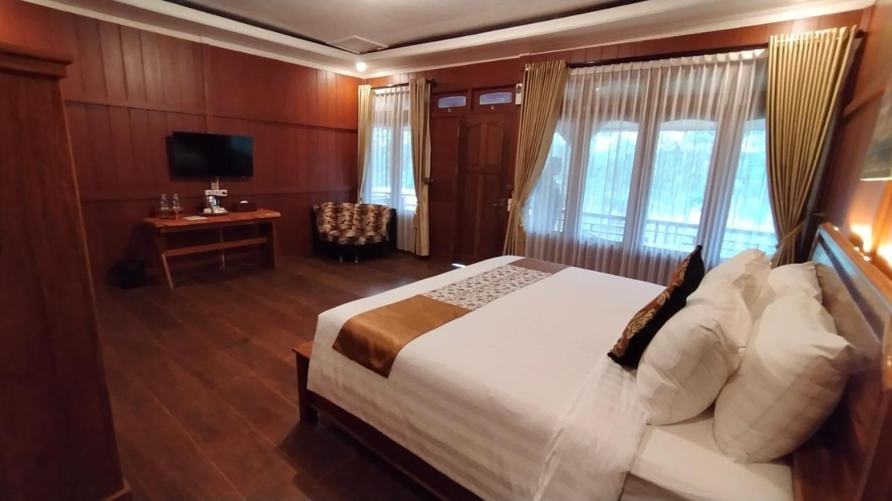 Kasuari Exotic Resort Magelang Exterior photo