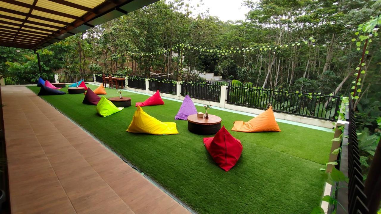 Kasuari Exotic Resort Magelang Exterior photo