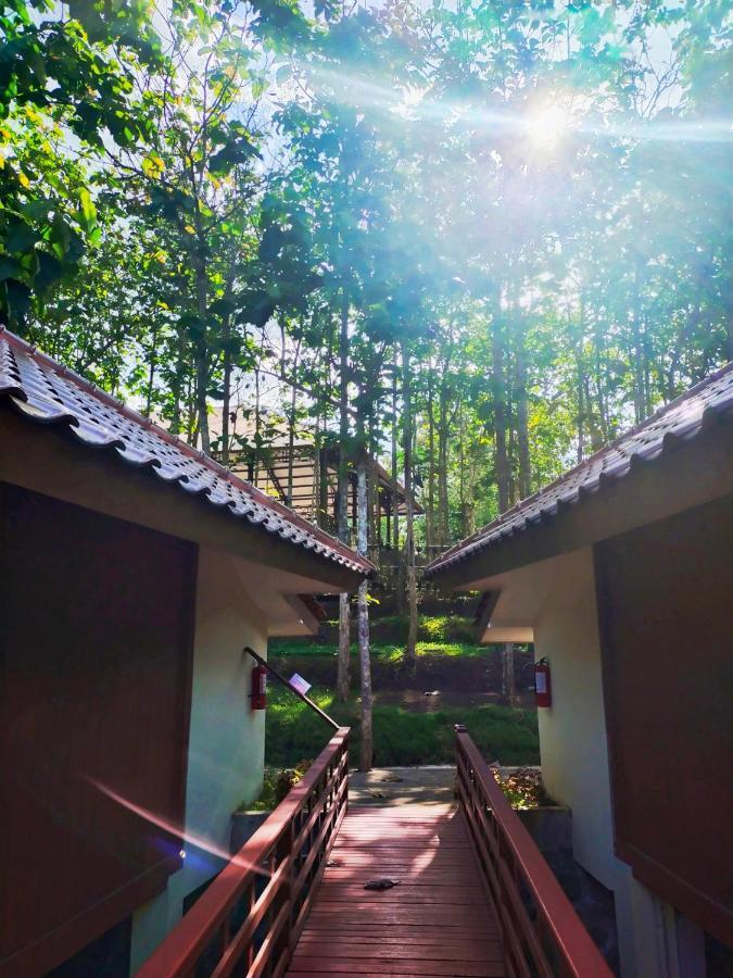 Kasuari Exotic Resort Magelang Exterior photo