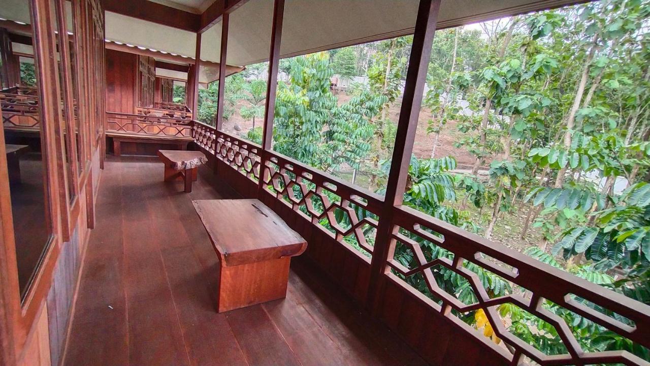 Kasuari Exotic Resort Magelang Exterior photo