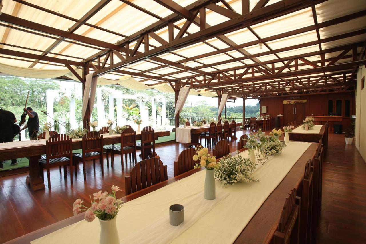 Kasuari Exotic Resort Magelang Exterior photo